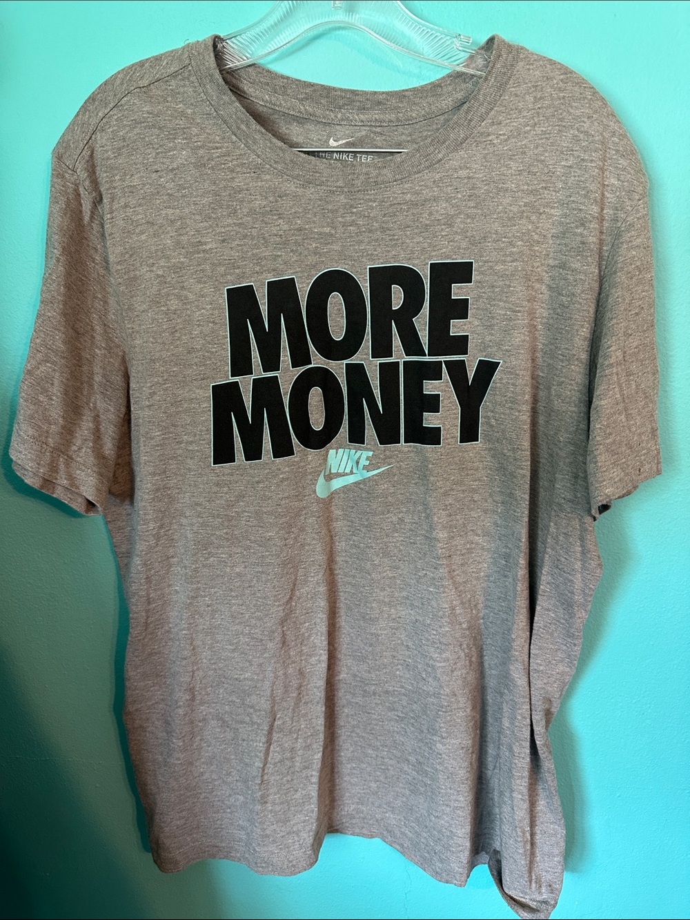 #47 Nike The Nike Tee More Money Graphic Short Sleeve Tshirt M